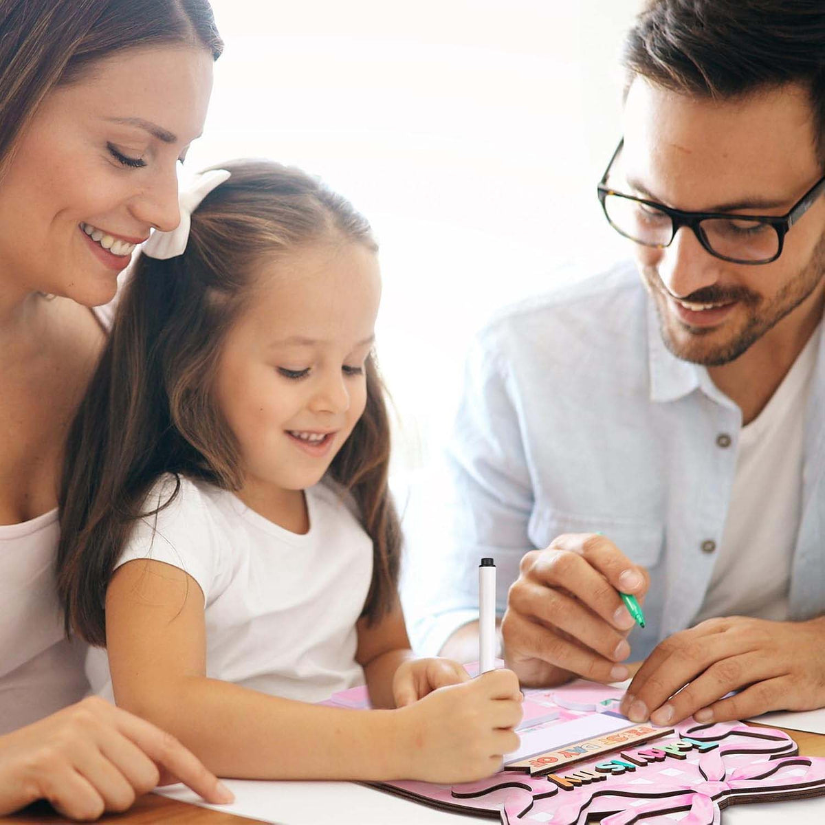 1 Set Pink Bow First Day and Last Day of School Board Sign for Kids Pink Bow School Chalkboard with Markers Reusable Personalized Chalkboard for Kids Preschool Kindergarten Photo Prop Gifts
