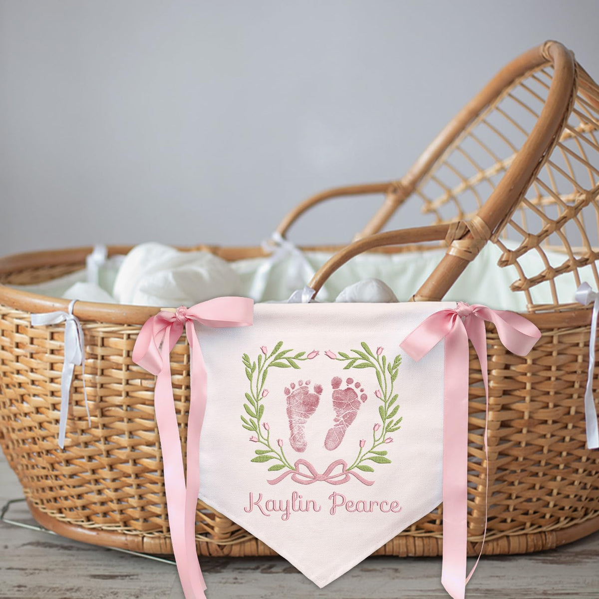 Custom Baby Arrival Announcement Sign, Baby Footprint Sign with Baby Name, Baby Name Reveal, Personalized Baby Announcement Sign, Sign for Hospital, Newborn Name Sign for Nursery Décor