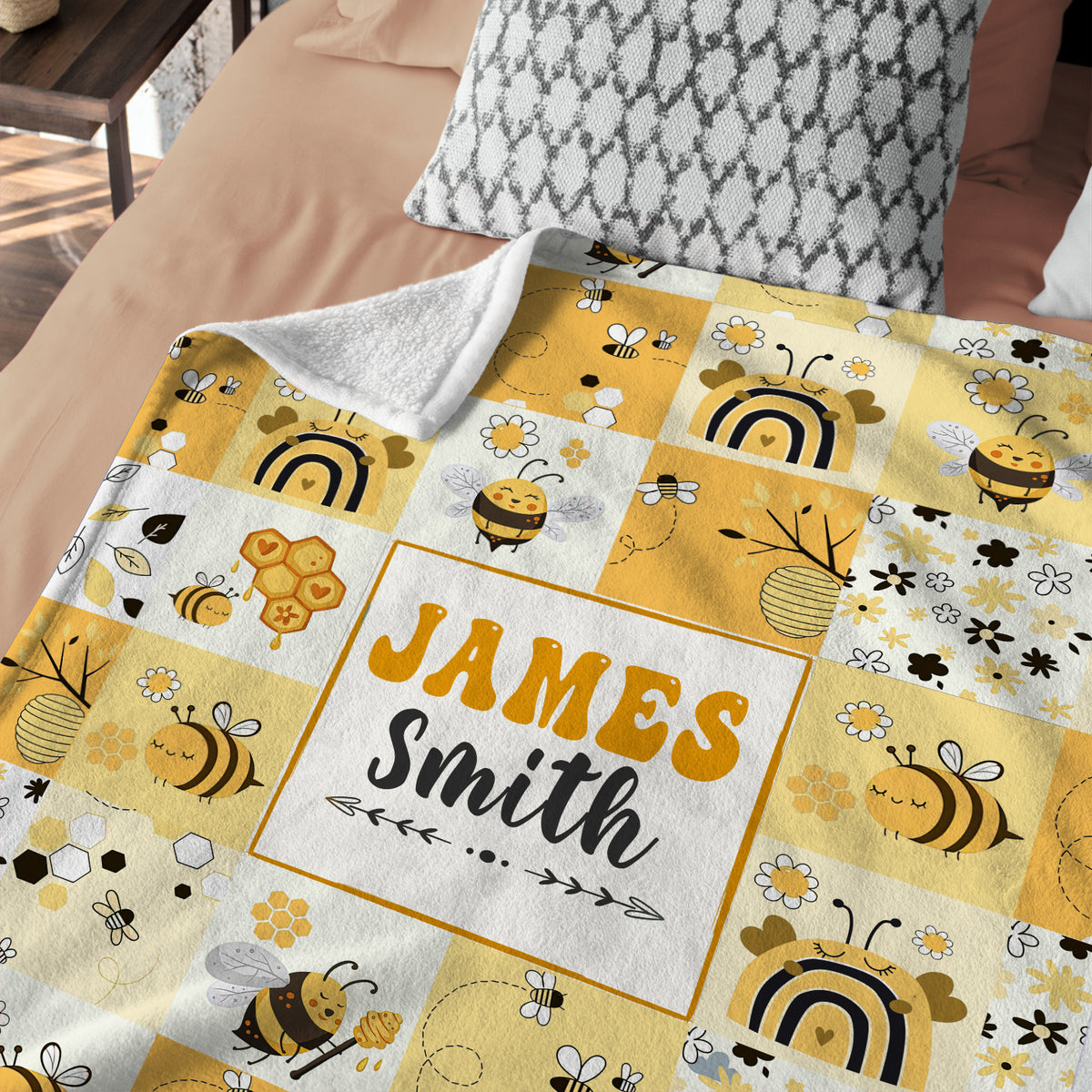 Personalized Baby Bee Blankets - Plush & Swaddle Blankets for Newborn (3 Sizes)