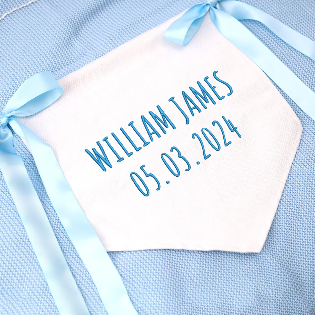 Personalized Embroidered Baby Banner Flag, Baby Announcement Sign, Baby Canvas Hanging Pennant Flag, Newborn Baby Banner with Bows Ribbon, Great gift for baby