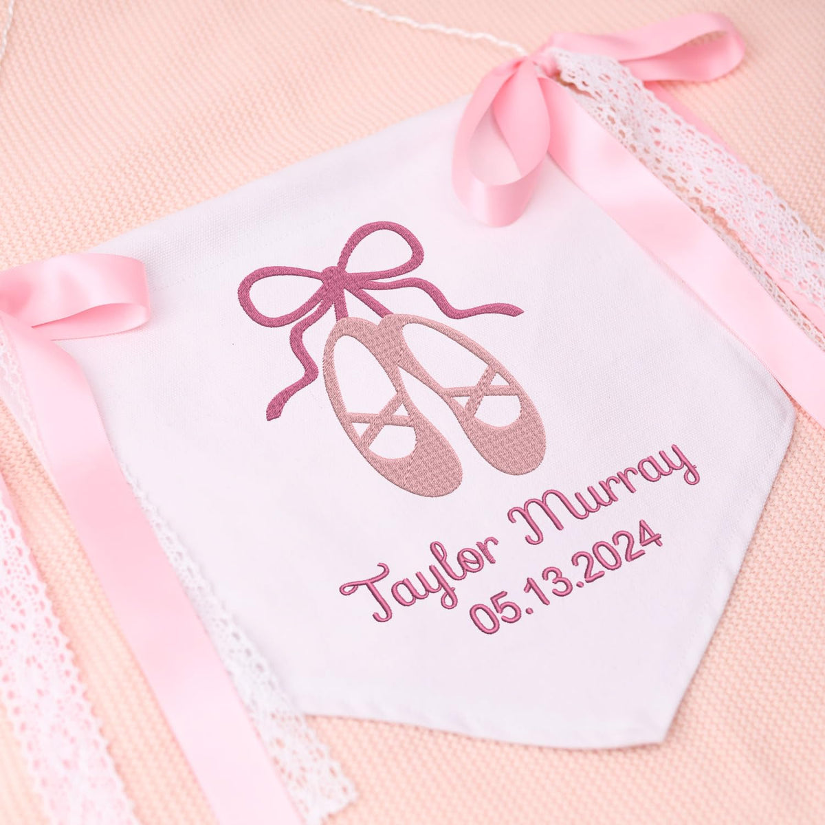 Personalized Embroidered Baby Banner Flag, Baby Canvas Hanging Pennant Flag, Newborn Baby Banner with Bows Ribbon, Great Gift For Baby