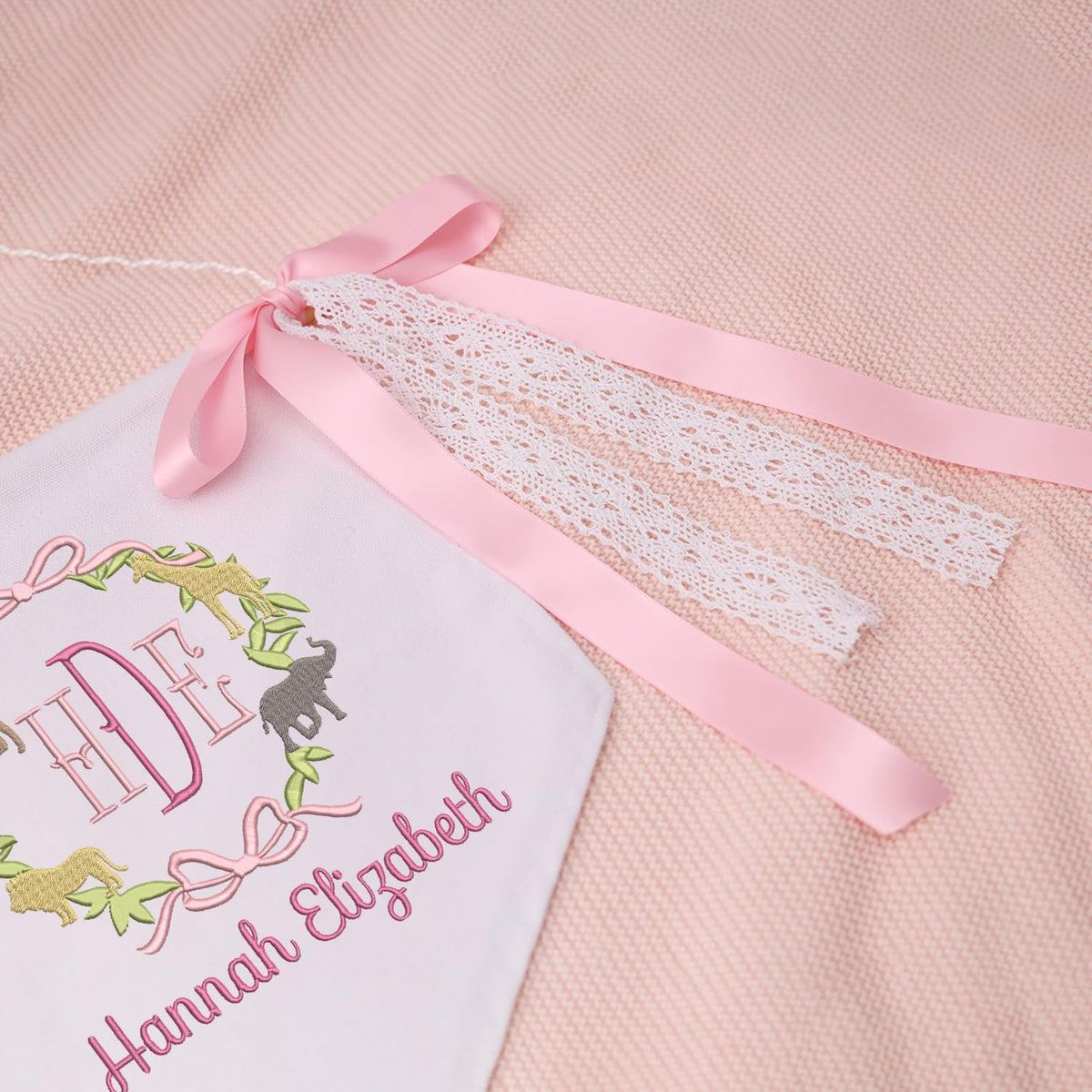 Personalized Embroidered Baby Banner with Bows, Nursery Kids Playroom Decor, Canvas Hanging Pennant Flag Baby Banner, Baby Front Door Sign for Hospital